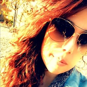 Meet your Posher, Melissa